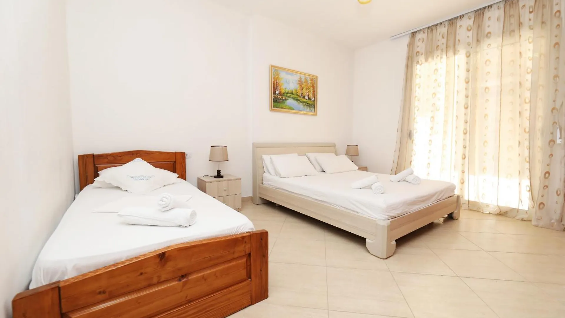 Lorel'S Homes Vlorë